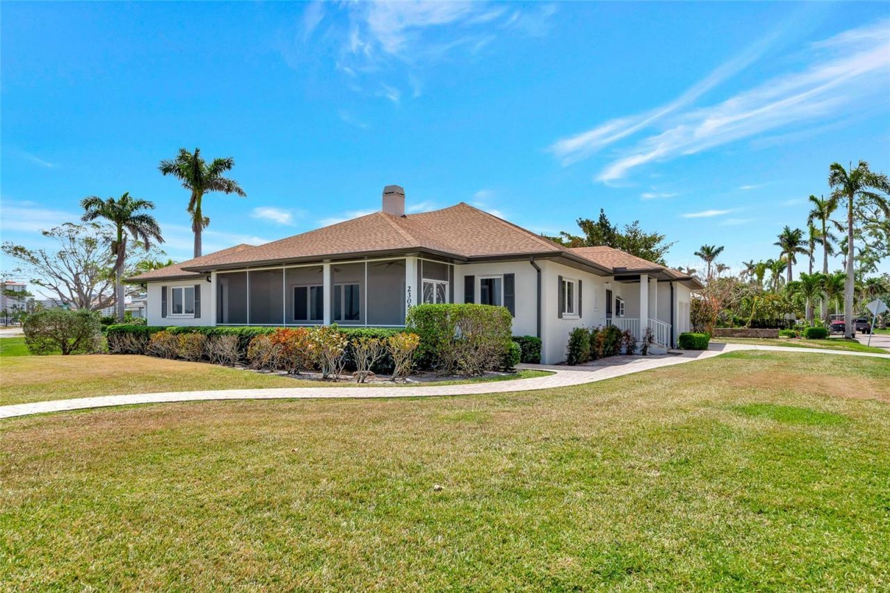 2305 Riverview Boulevard, Bradenton, FL 34205 Photo