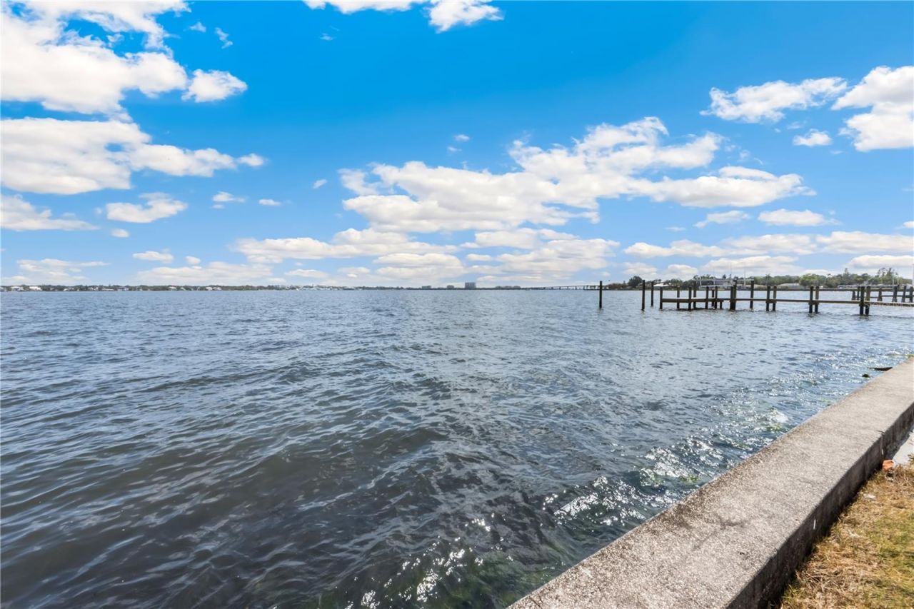 2305 Riverview Boulevard, Bradenton, FL 34205 Photo