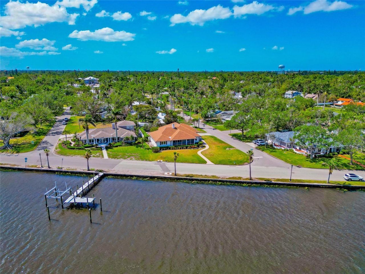 2305 Riverview Boulevard, Bradenton, FL 34205 Photo