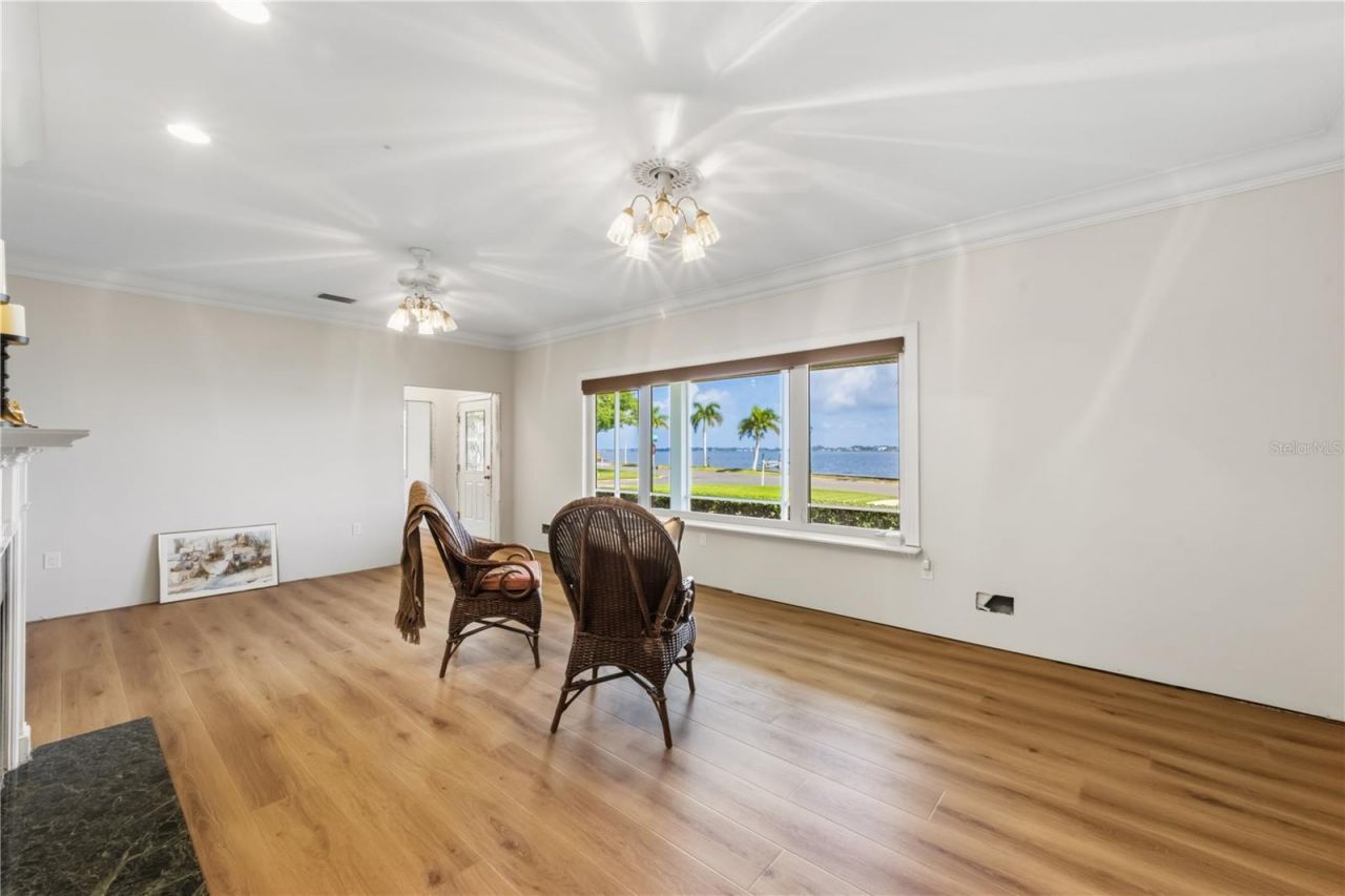 2305 Riverview Boulevard, Bradenton, FL 34205 Photo