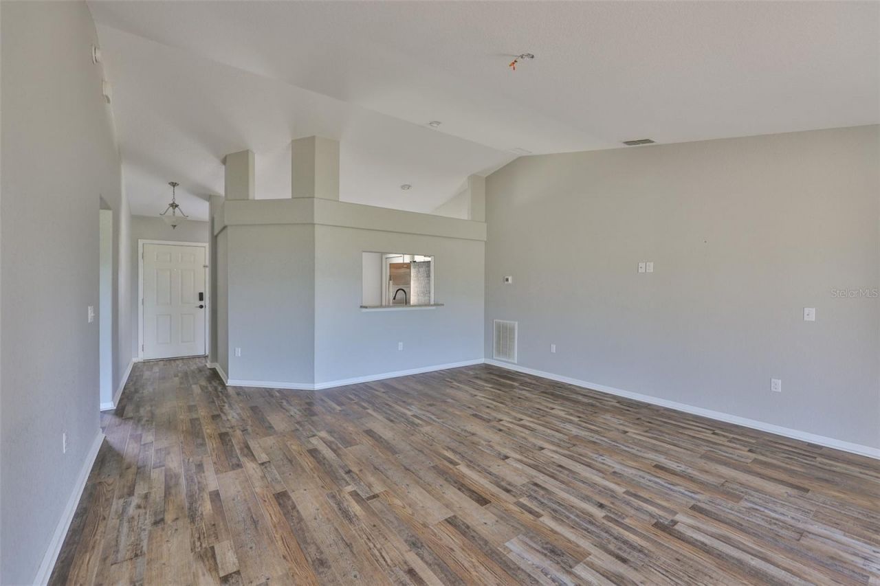 10540 Carloway Hills Drive, Wimauma, FL 33598 Photo