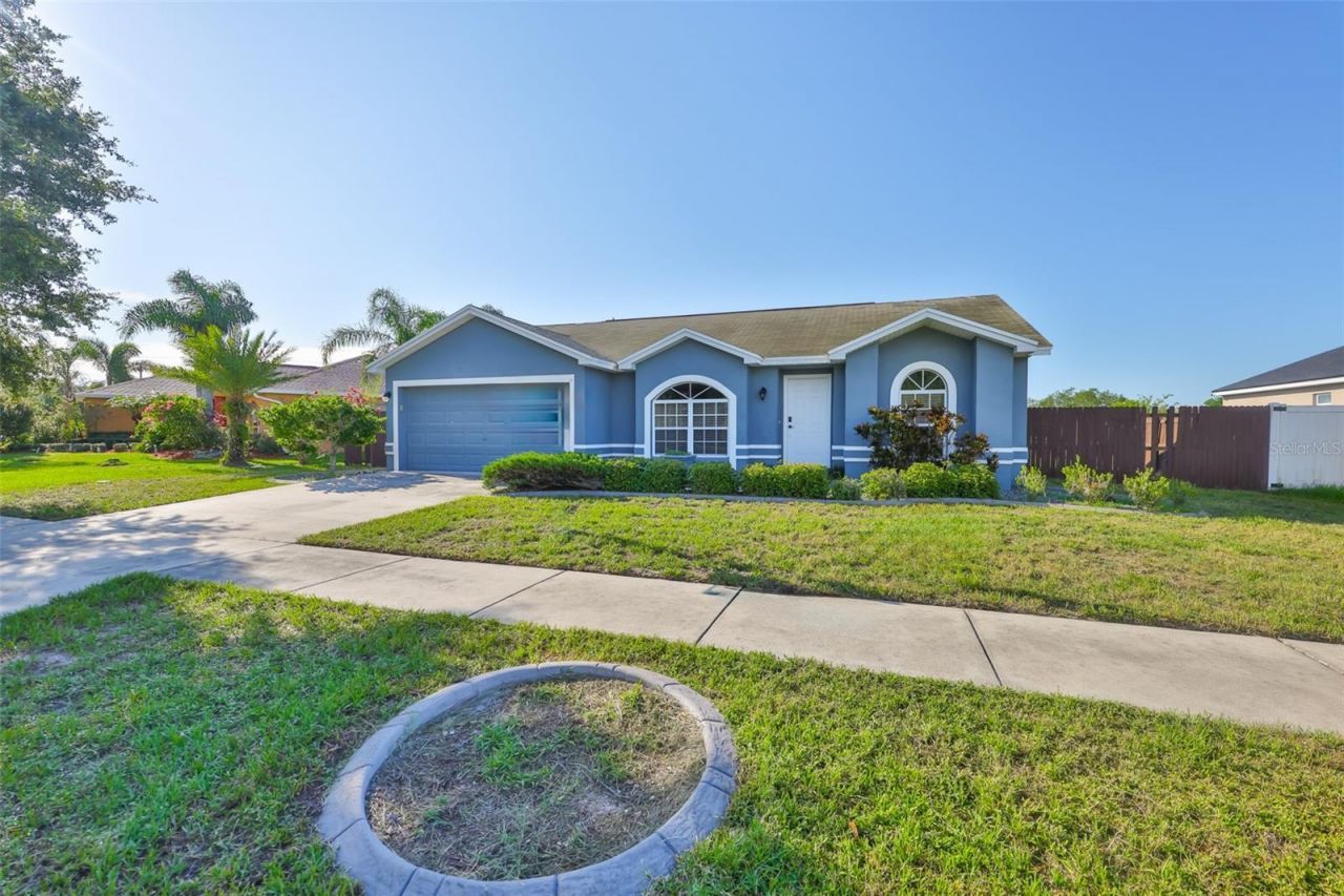 10540 Carloway Hills Drive, Wimauma, FL 33598 Photo