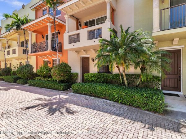 219 N L Street, Unit 111, Lake Worth, FL 33460