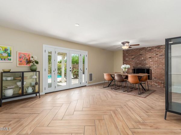 8129 N 17TH Drive, Phoenix, AZ 85021