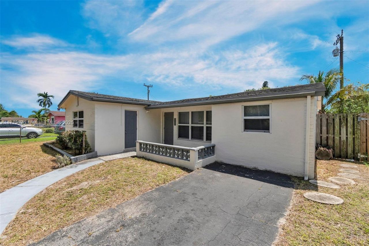 3830 NW 7th Ct, Lauderhill, FL 33311 Photo