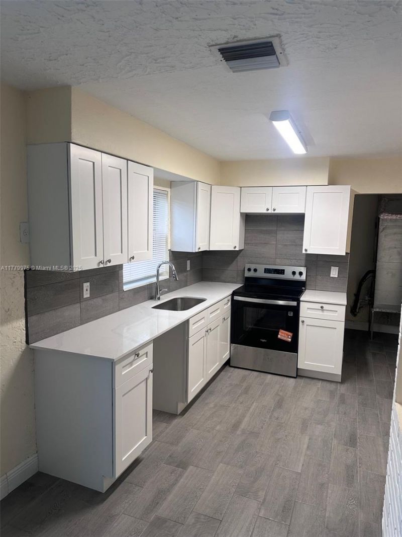 3830 NW 7th Ct, Lauderhill, FL 33311 Photo