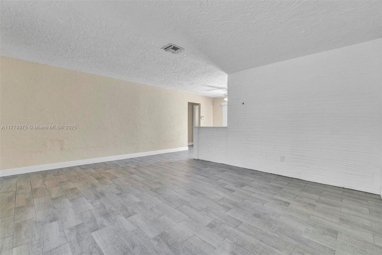 3830 NW 7th Ct, Lauderhill, FL 33311 Photo