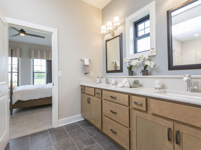 2449 Rivers Pointe Drive, Hebron, KY 41048 Photo 12