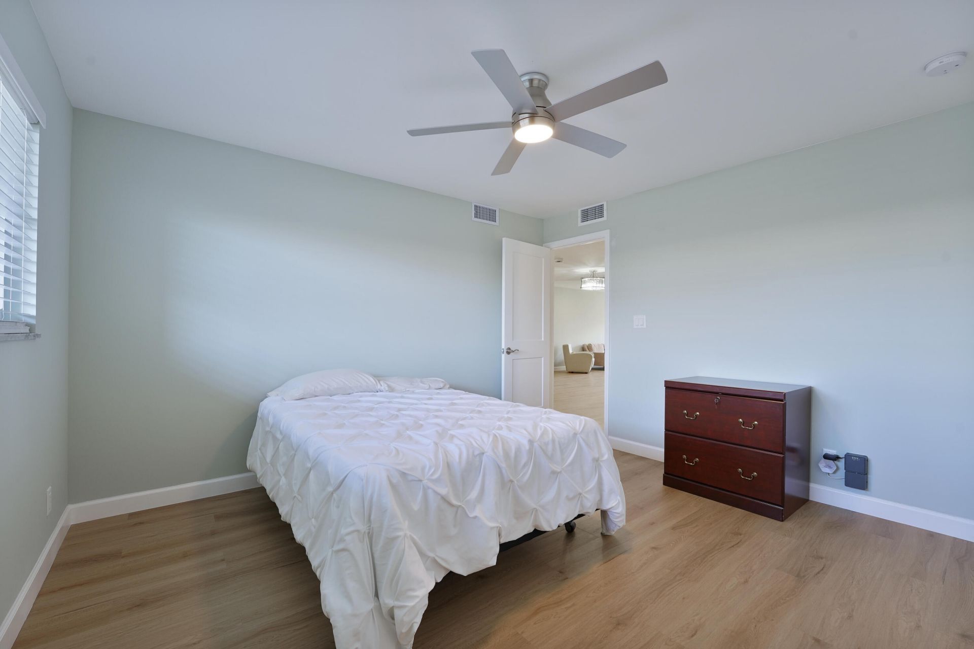 801 Lake Shore Drive, Unit 112, Lake Park, FL 33403 Photo
