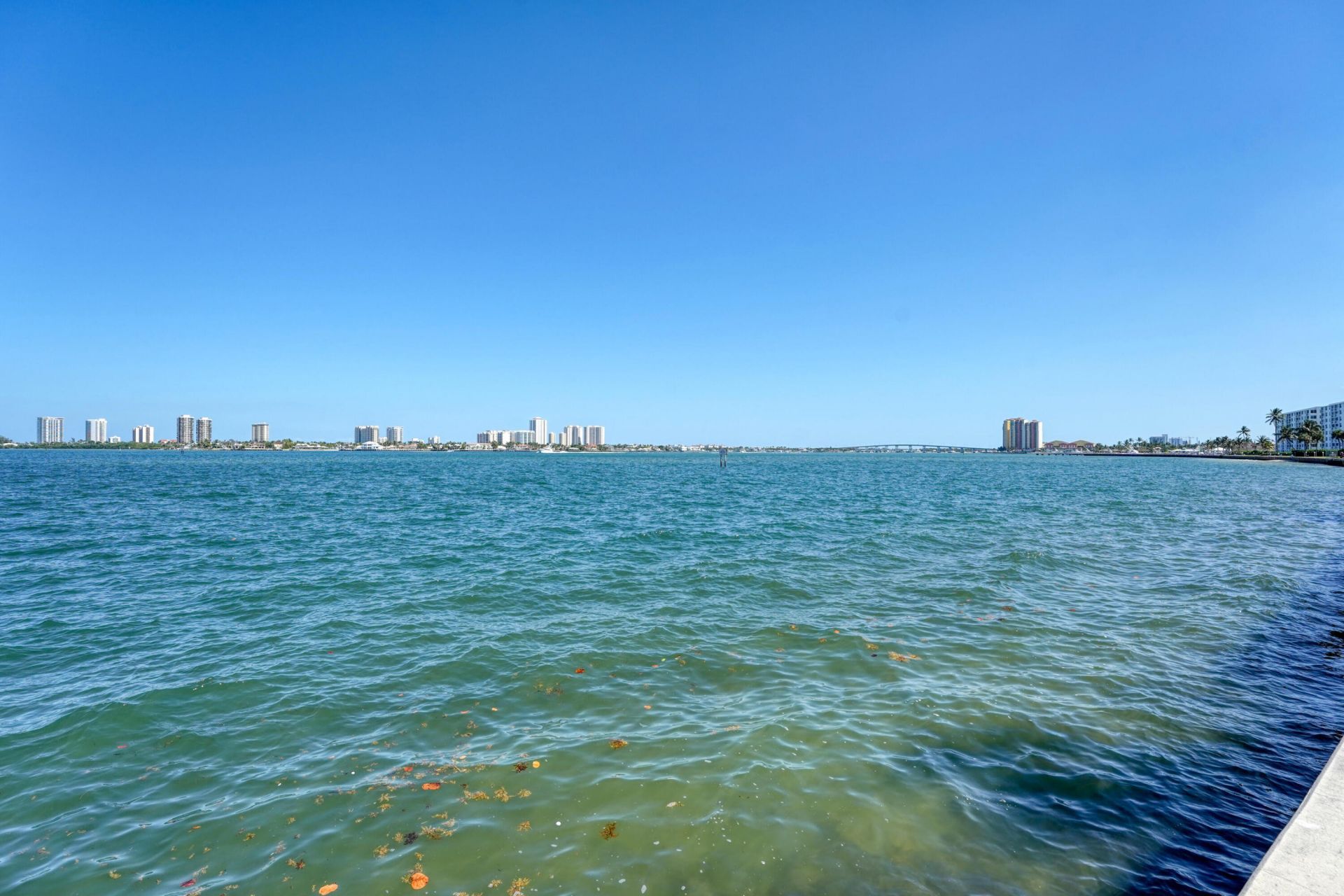 801 Lake Shore Drive, Unit 112, Lake Park, FL 33403 Photo