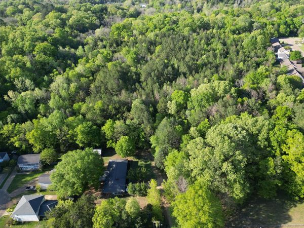 Avenue Of Patriots St, Starkville, MS 39759