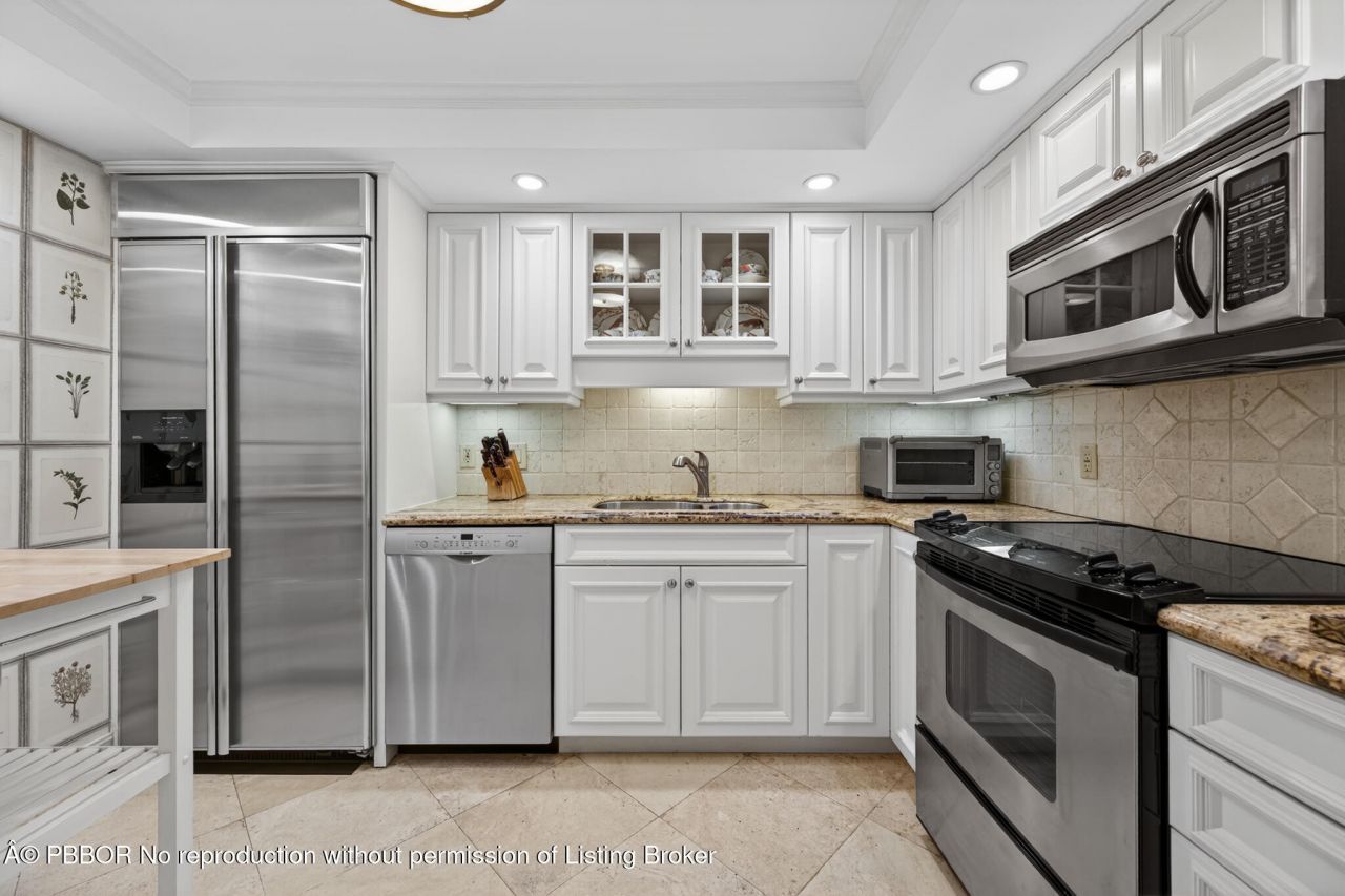 434 Chilean Avenue, Unit 2B, Palm Beach, FL 33480 Photo