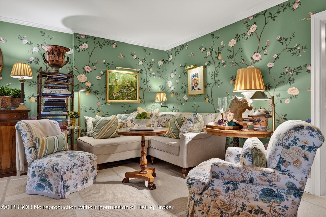 434 Chilean Avenue, Unit 2B, Palm Beach, FL 33480 Photo