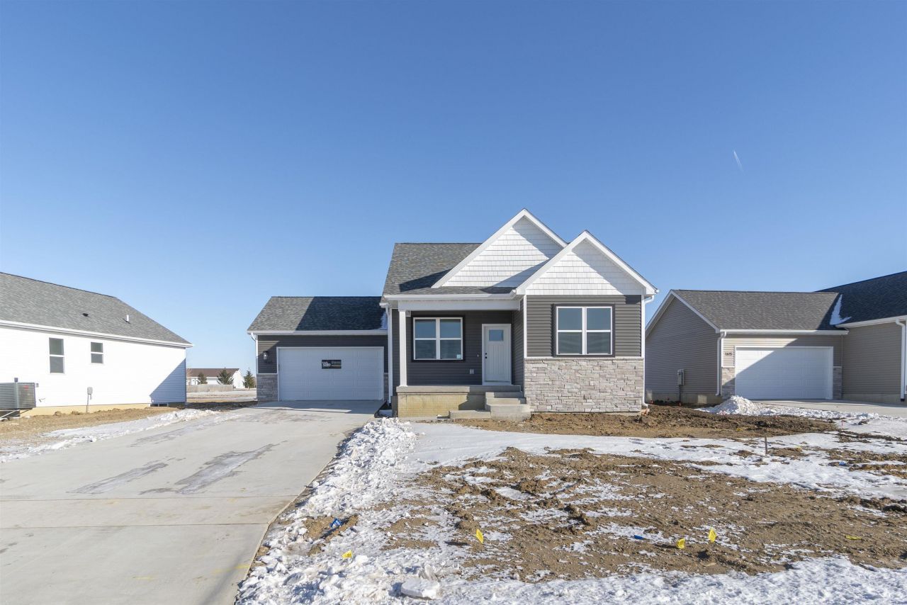 1565 Dalton Street, Jesup, IA 50648 Main Photo