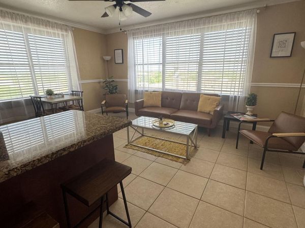 311 W ASHLEY Street, Unit 707, Jacksonville, FL 32202