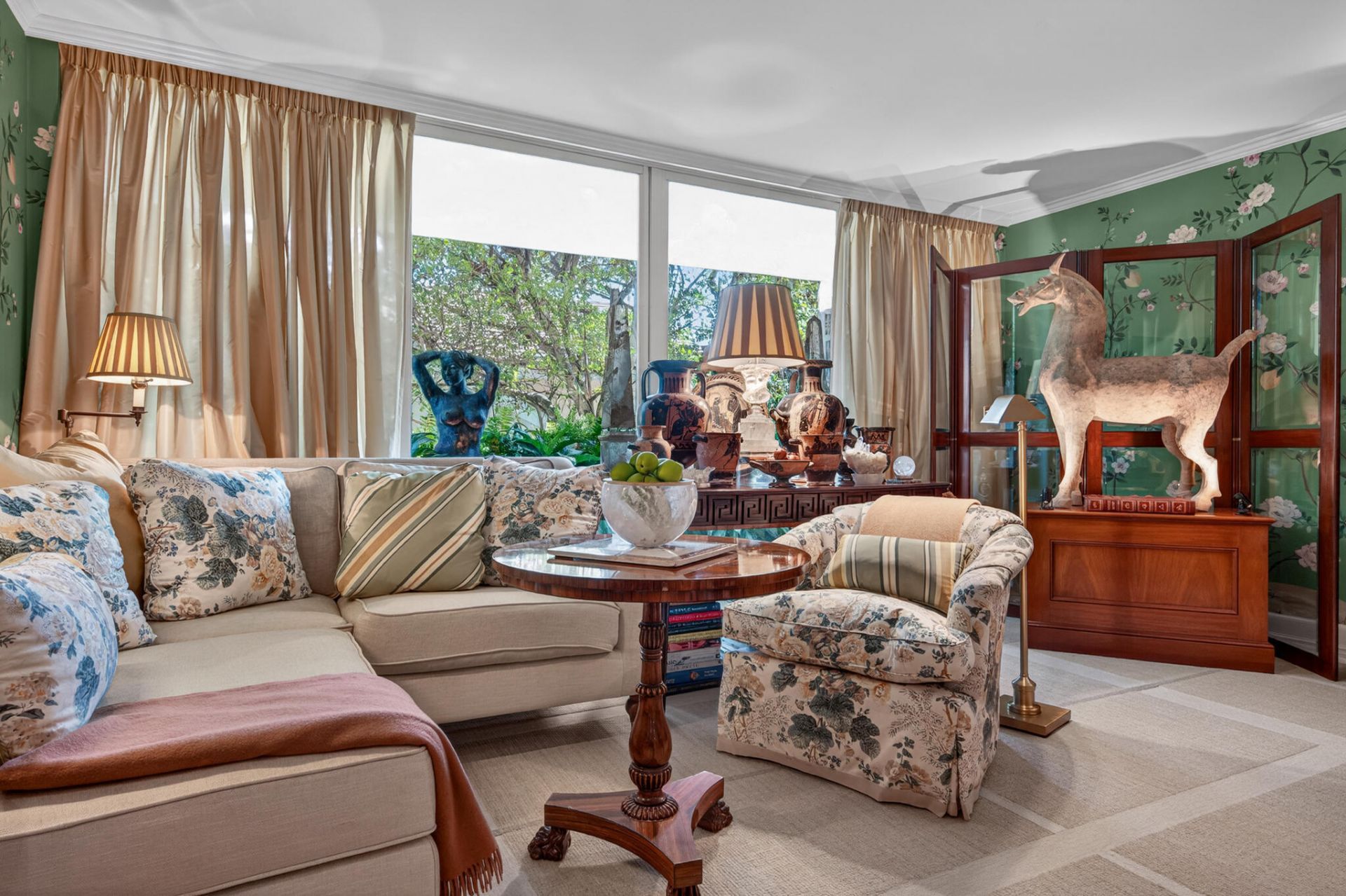 434 Chilean Avenue, Unit 2b, Palm Beach, FL 33480 Photo