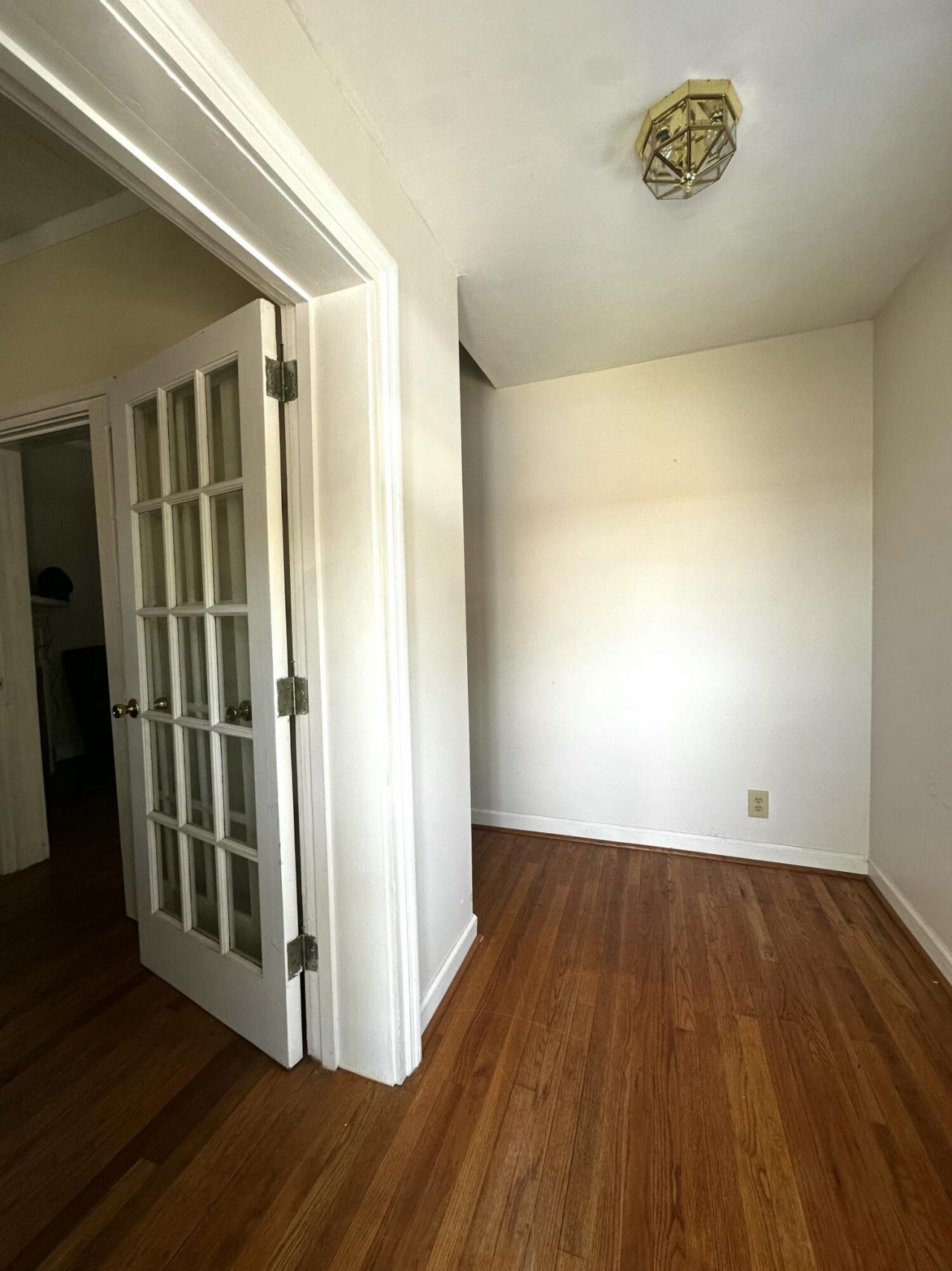 227 & 229 Fishburne Street Photo 11