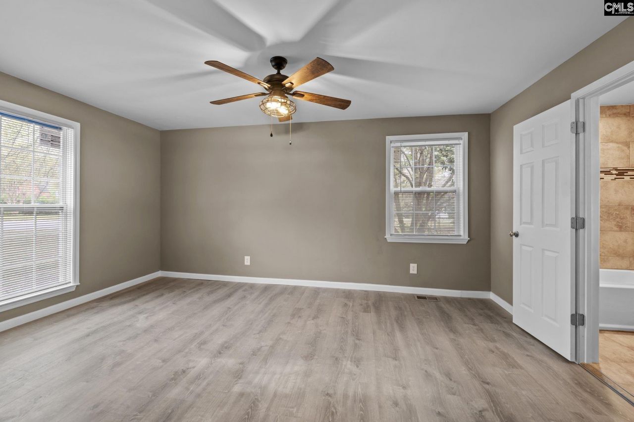 7819 Charles Towne Drive Photo 16