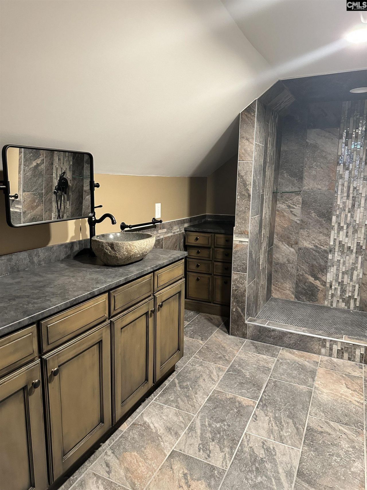 7819 Charles Towne Drive Photo 26