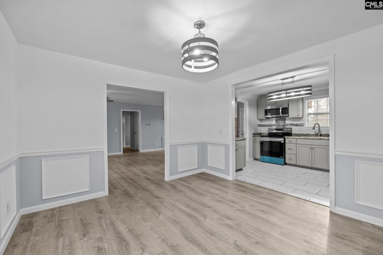 7819 Charles Towne Drive Photo 9