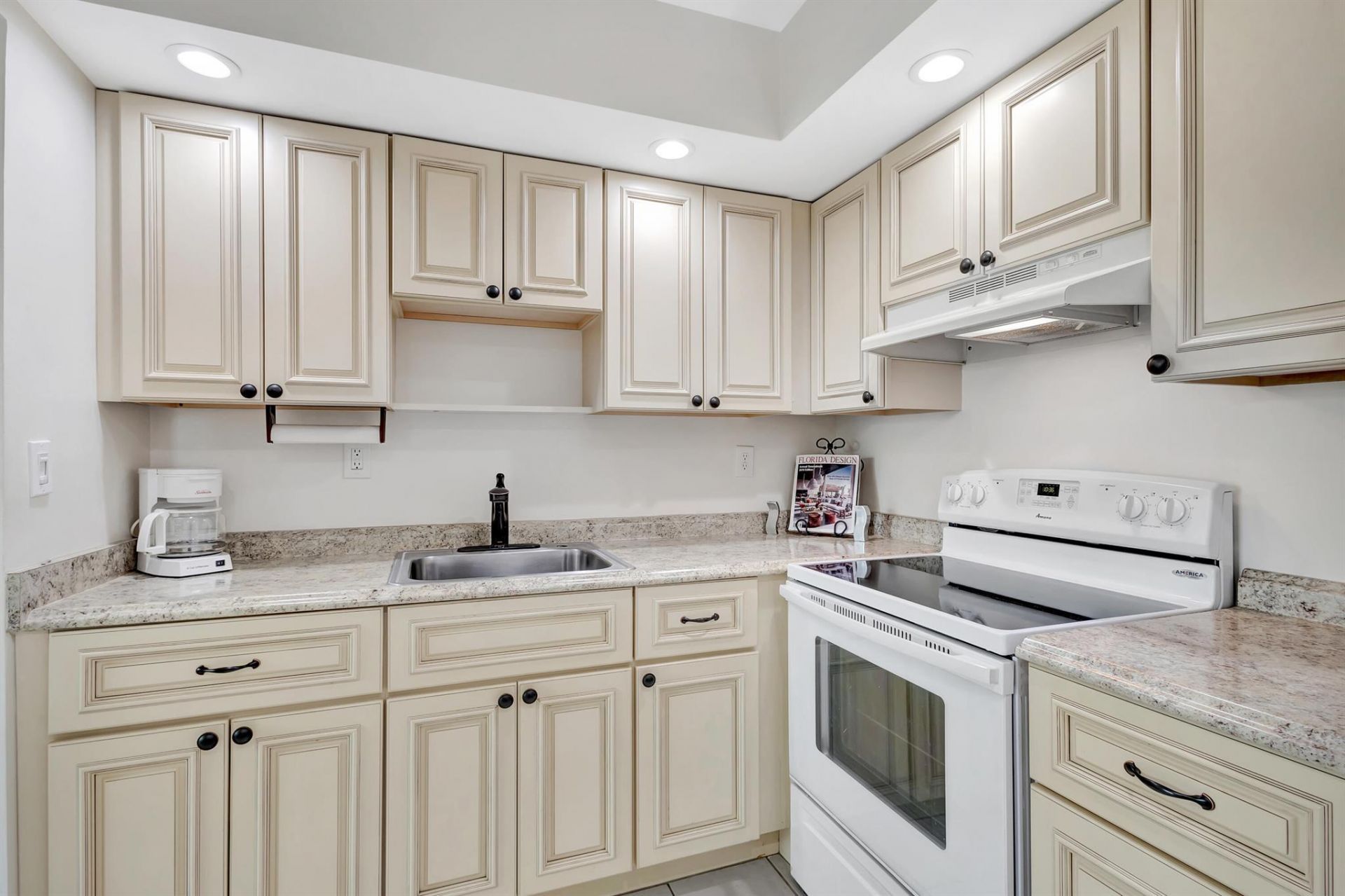 161 Normandy, Unit D, Delray Beach, FL 33484 Photo