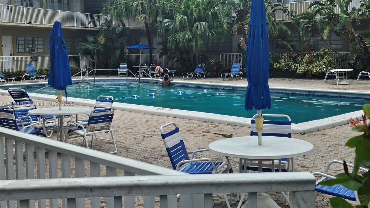 26 Diplomat Pkwy, Unit 2259, Hallandale Beach, FL 33009 Photo