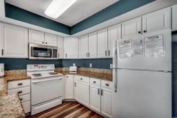 2504 N Ocean Blvd. photo 4