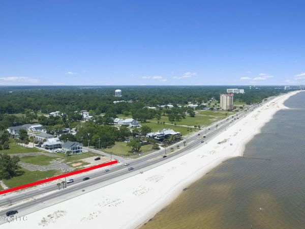 830 E Beach Boulevard, Gulfport, MS 39507