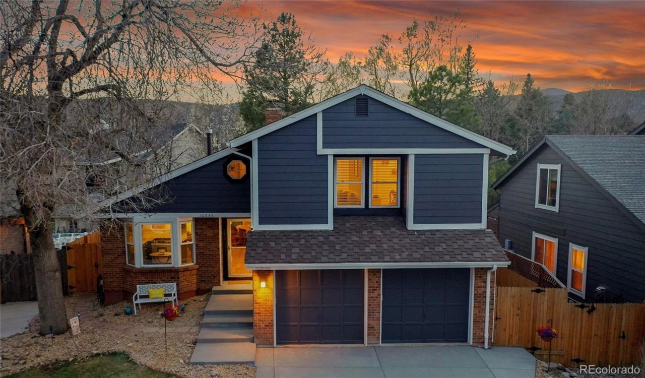 10866 W Half Moon Pass, Littleton, CO 80127 Main Photo