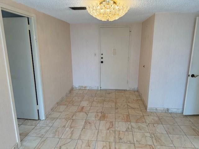 230 174th Street, Unit 814, Sunny Isles Beach, FL 33160 Photo