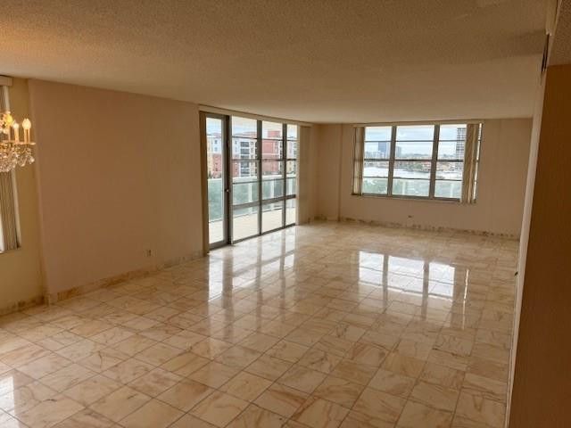 230 174th Street, Unit 814, Sunny Isles Beach, FL 33160 Photo