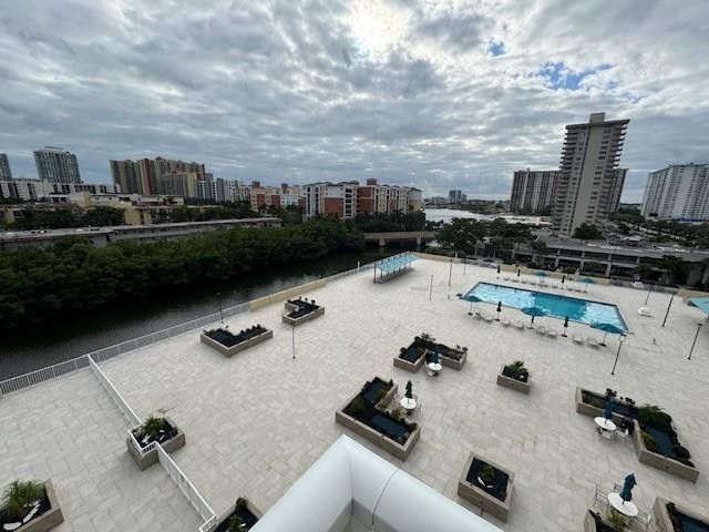 230 174th Street, Unit 814, Sunny Isles Beach, FL 33160 Photo