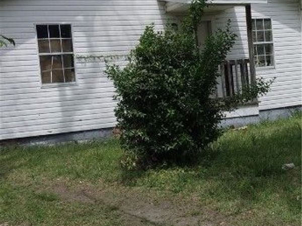 702 Weiss Avenue, Fayetteville, NC 28305