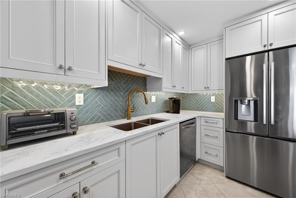 3443 Gulf Shore Blvd N, Unit 809, Naples, FL 34103 Photo