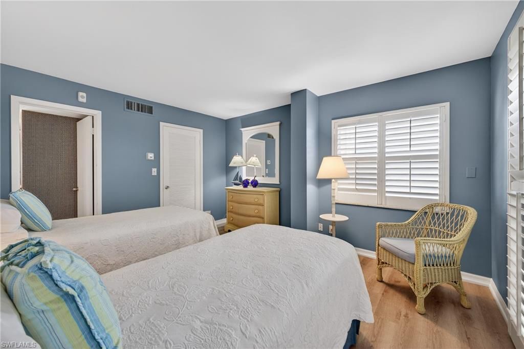 3443 Gulf Shore Blvd N, Unit 809, Naples, FL 34103 Photo