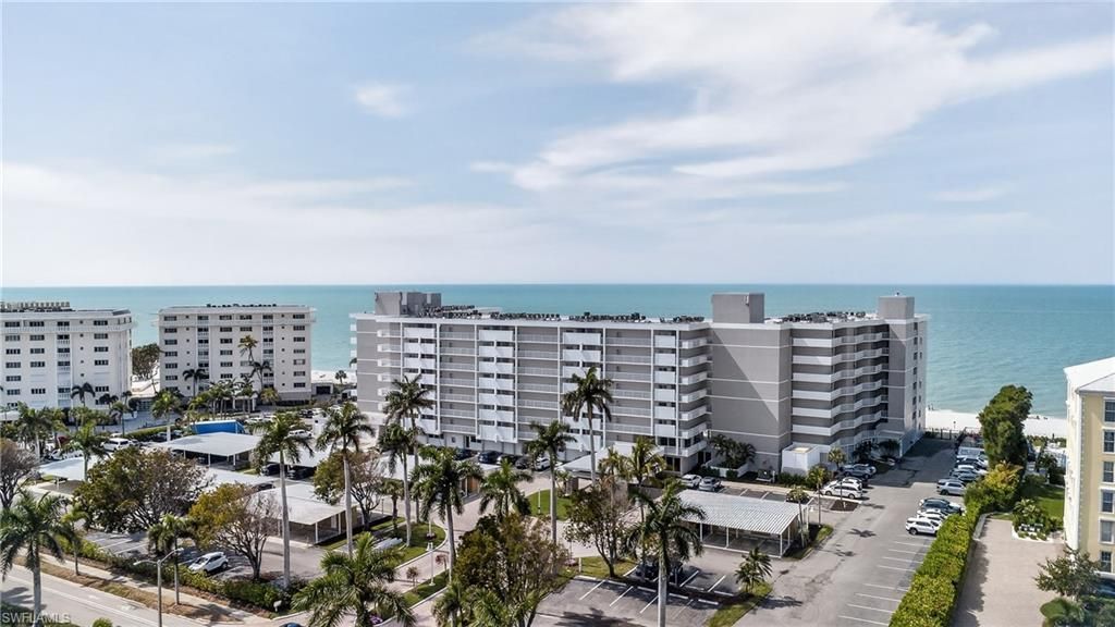 3443 Gulf Shore Blvd N, Unit 809, Naples, FL 34103 Photo