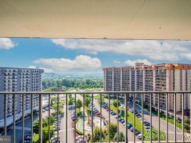 21438 VALLEY FORGE CIRCLE, Unit 1438, KING OF PRUSSIA, PA 19406