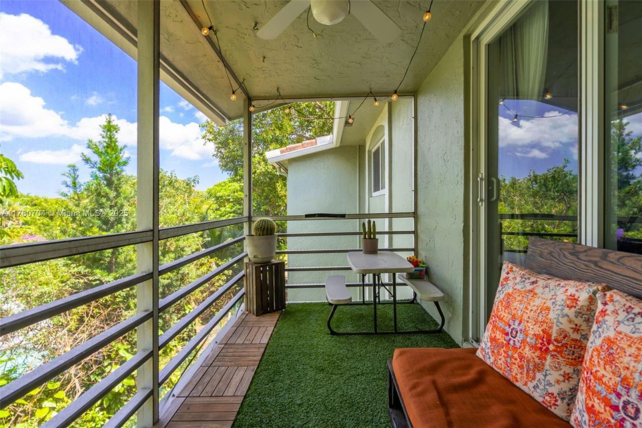 11651 Royal Palm Blvd, Unit 306, Coral Springs, FL 33065 Photo