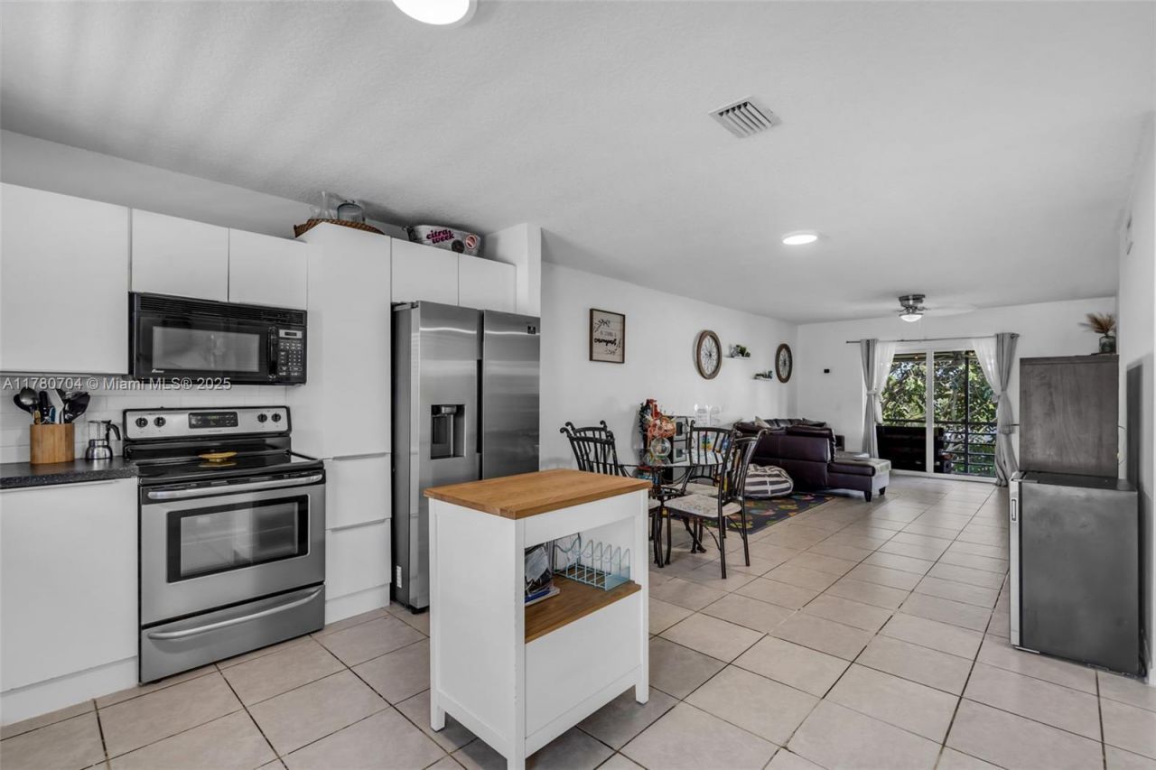 11651 Royal Palm Blvd, Unit 306, Coral Springs, FL 33065 Photo