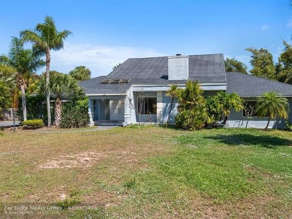 232 River Walk Dr, Melbourne Beach, FL 32951