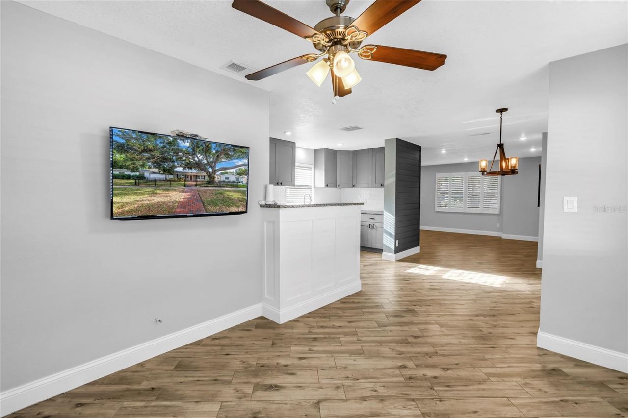 712 43rd Avenue N, Saint Petersburg, FL 33703 Photo