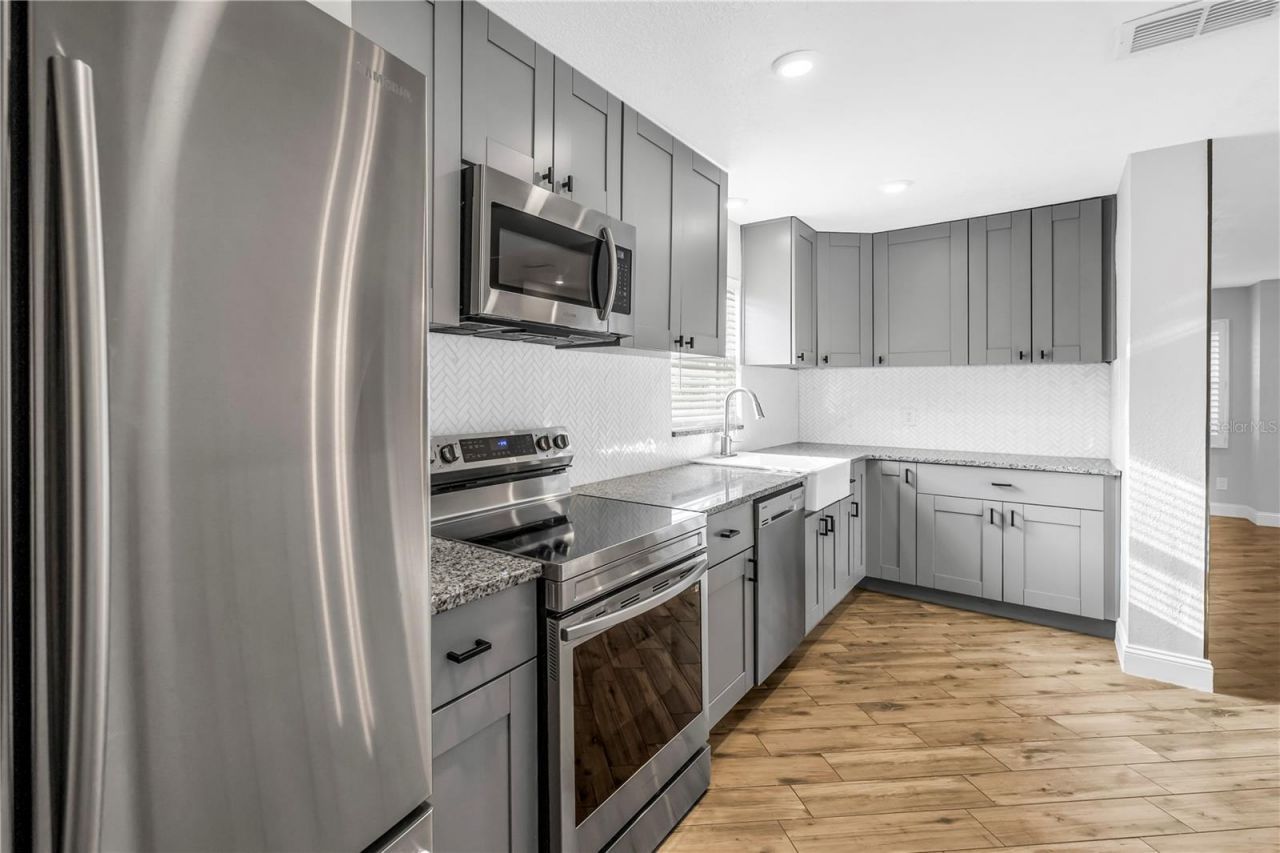 712 43rd Avenue N, Saint Petersburg, FL 33703 Photo