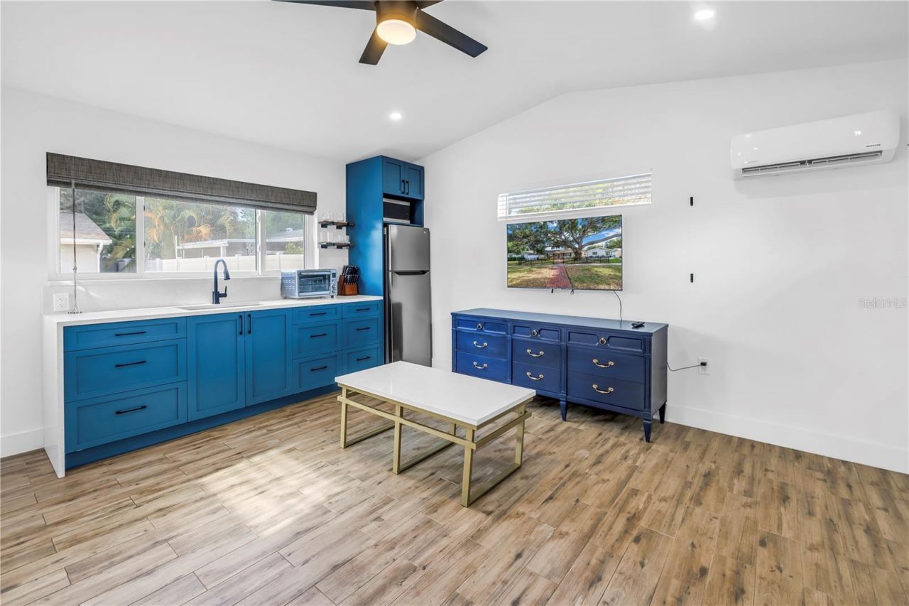 712 43rd Avenue N, Saint Petersburg, FL 33703 Photo