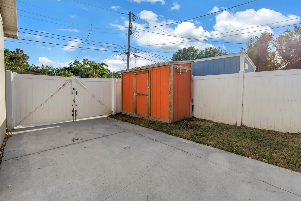 712 43rd Avenue N, Saint Petersburg, FL 33703 Photo