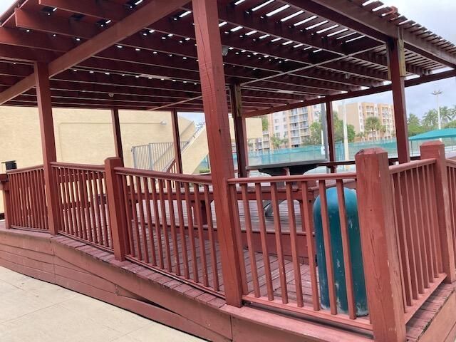 2820 Tennis Club Drive, Unit 401, West Palm Beach, FL 33417 Photo