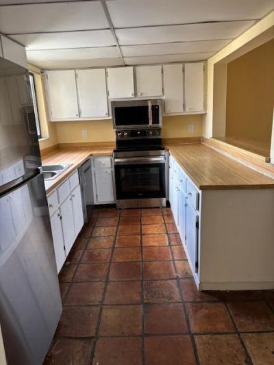 2820 Tennis Club Drive, Unit 401, West Palm Beach, FL 33417 Photo