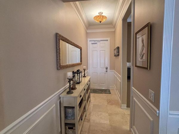 27 Harbour Isle Drive W, Unit Ph-4, Fort Pierce, FL 34949