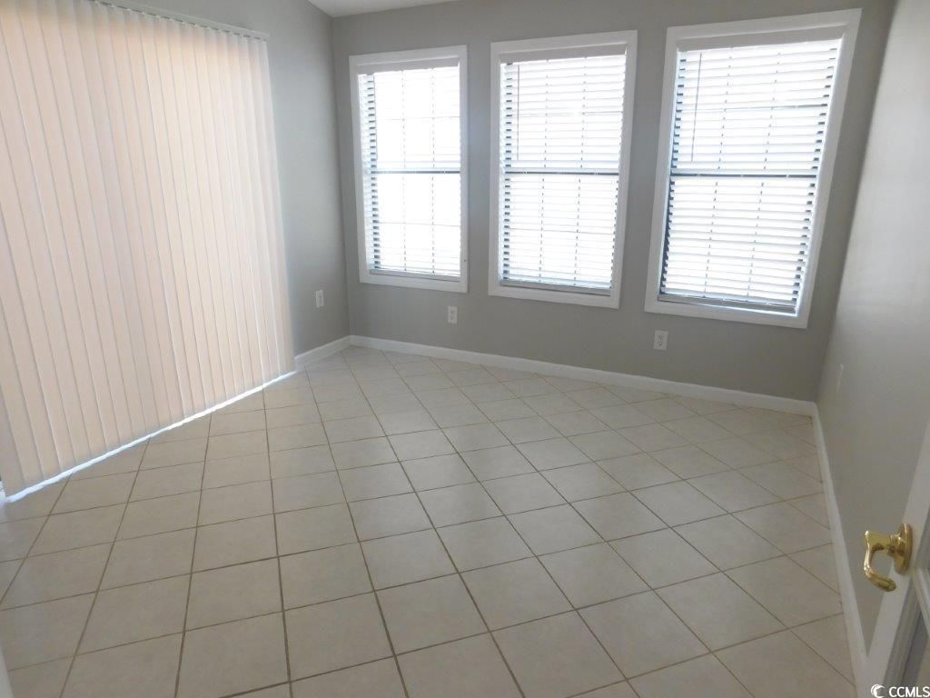 910 Emanon St. Photo 14