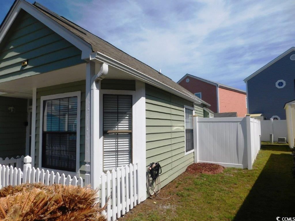 910 Emanon St. Photo 21