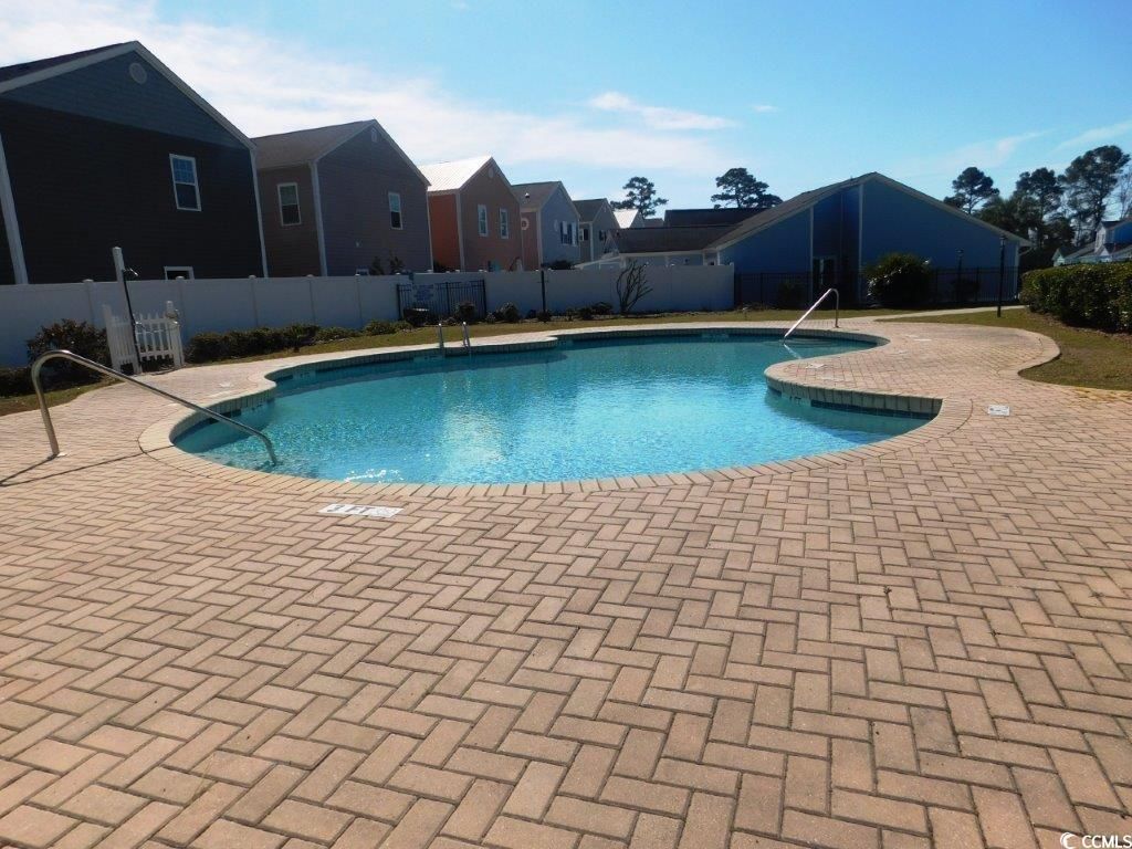 910 Emanon St. Photo 23